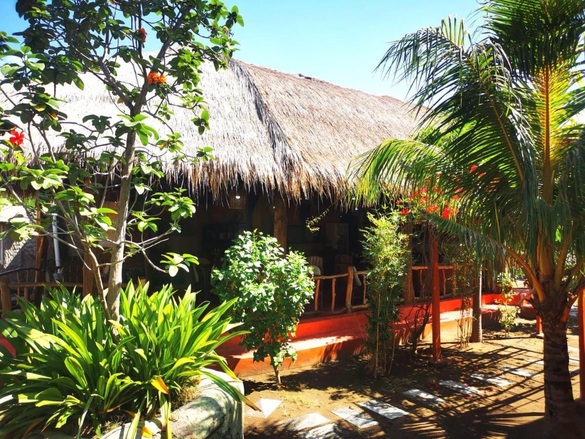 Kampung Meno Bungalows Gili Meno Luaran gambar
