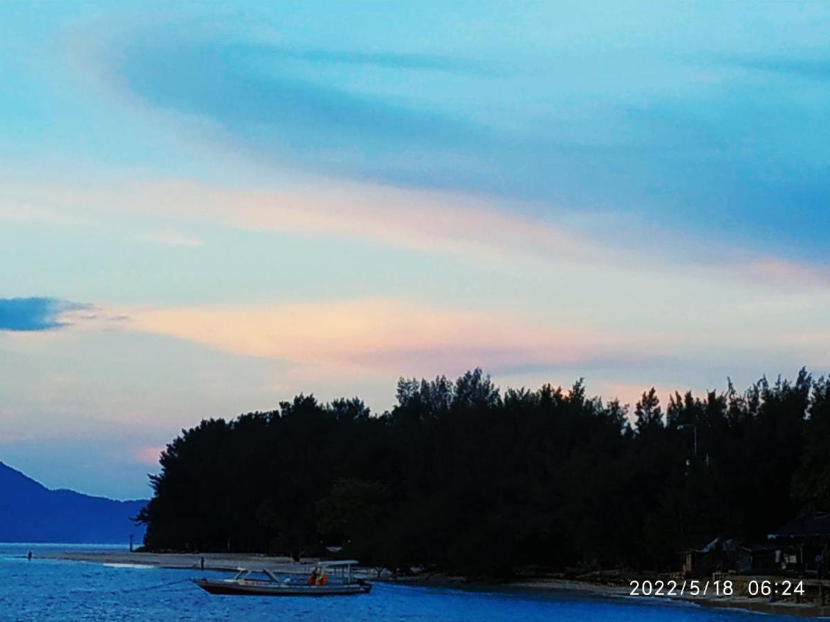 Kampung Meno Bungalows Gili Meno Luaran gambar