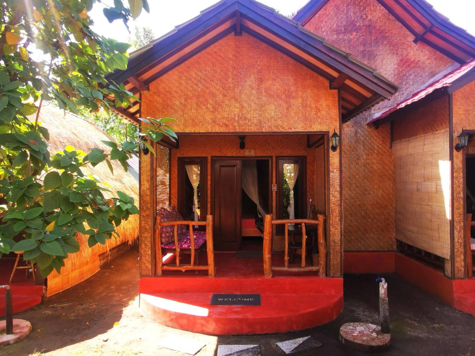 Kampung Meno Bungalows Gili Meno Luaran gambar