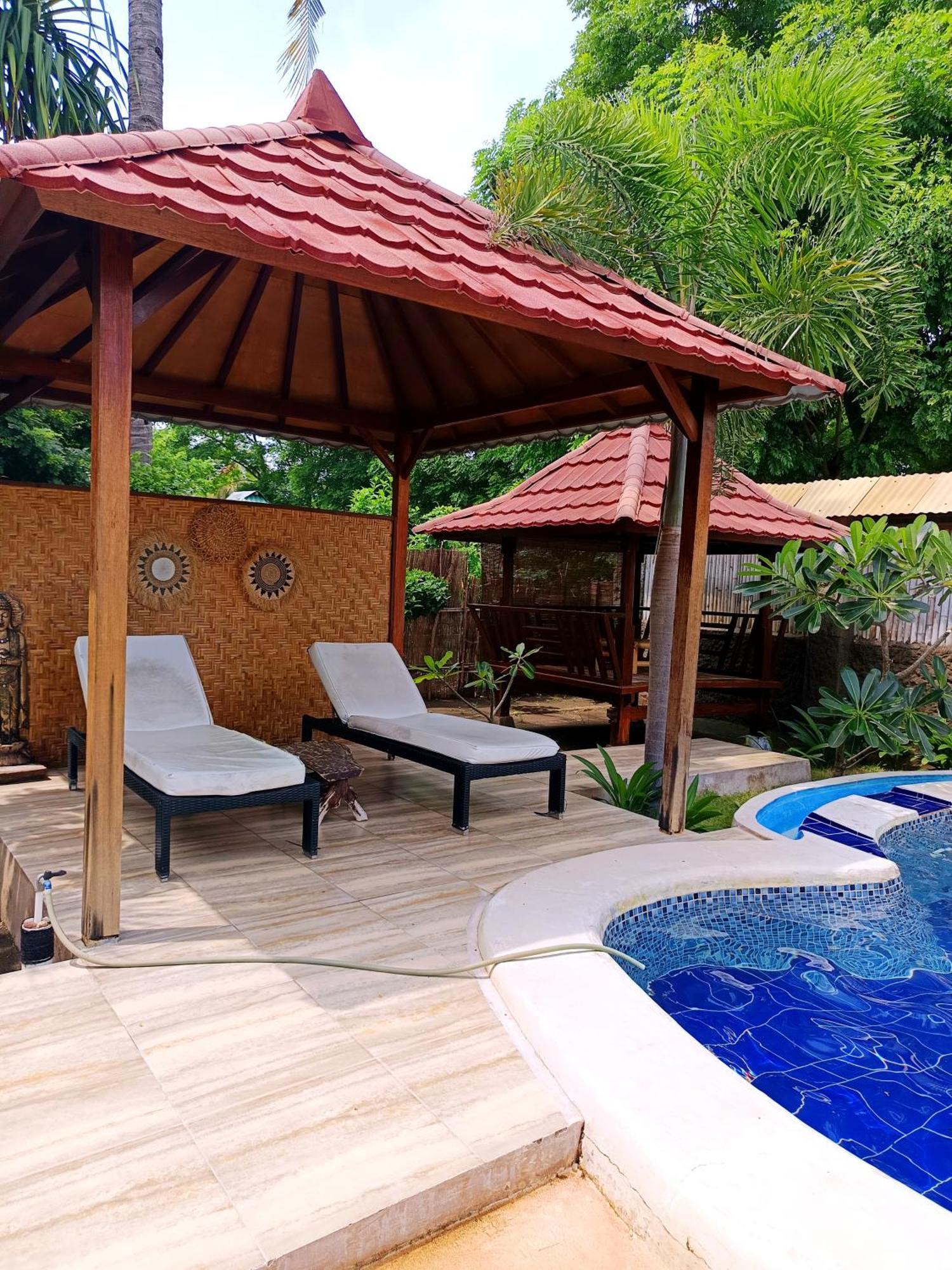 Kampung Meno Bungalows Gili Meno Luaran gambar